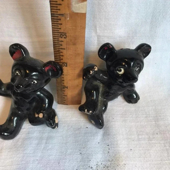 Vintage Tiny Bears Salt and Pepper Shakers - Picture 2 of 4